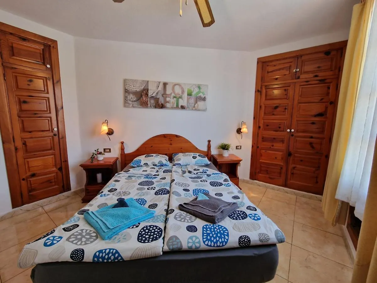Apartment Parque Santiago 3, No 1 Arona  0*, Arona (Tenerife)